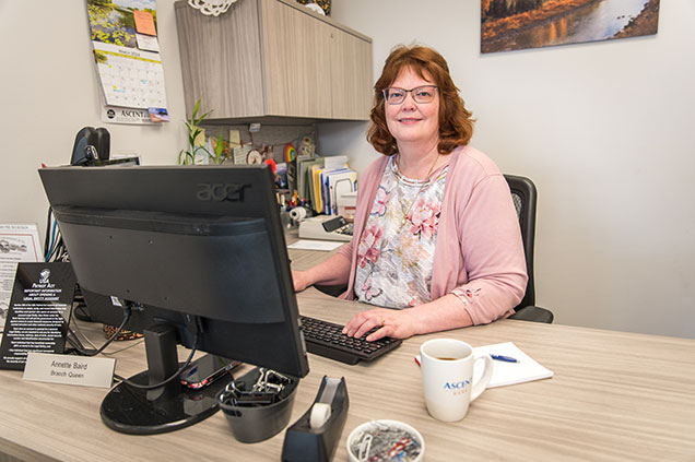 annette at desk